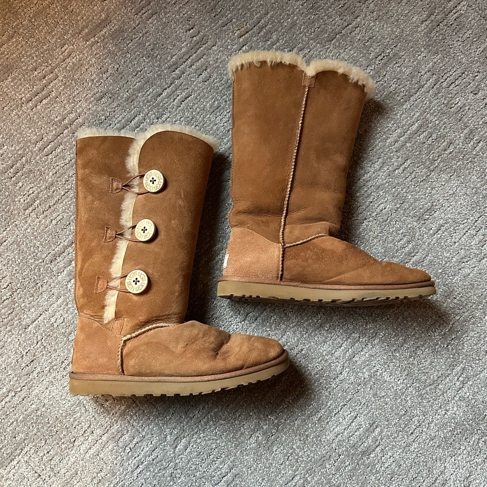 Ugg Bailey Button Boot Tall In Chestnut Size 9 - image 4